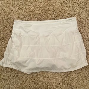 white lululemon skirt